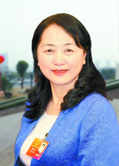 湖南14个市州委书记、市州长展望2013年