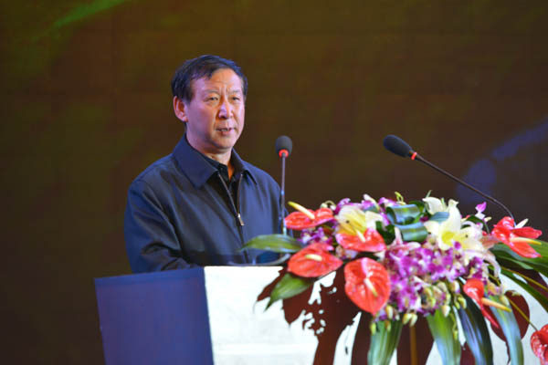 于洪君演讲.jpg